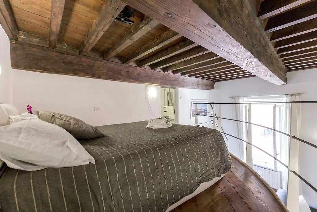 شقة فلورنس  في Loft Il Guelfo 0*,